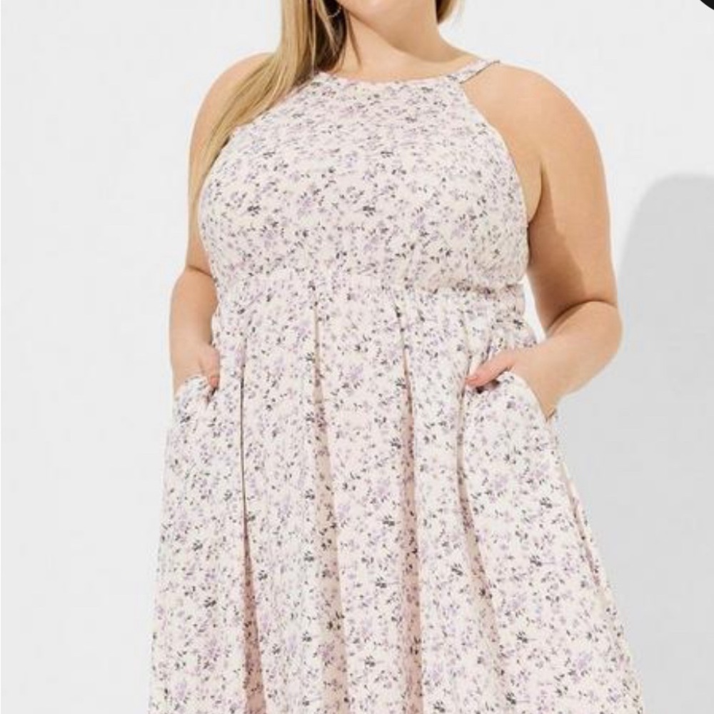 Floral High-low Dress - Picture 5 of 6